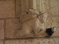 La Charite sur Loire - Eglise Notre-Dame - Support de statue en forme moine (1)